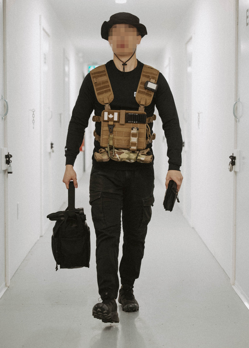 Aircrew/Pubs Bag with Padded Tablet Pocket